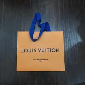 Mini Louis Vuitton shopping bag
